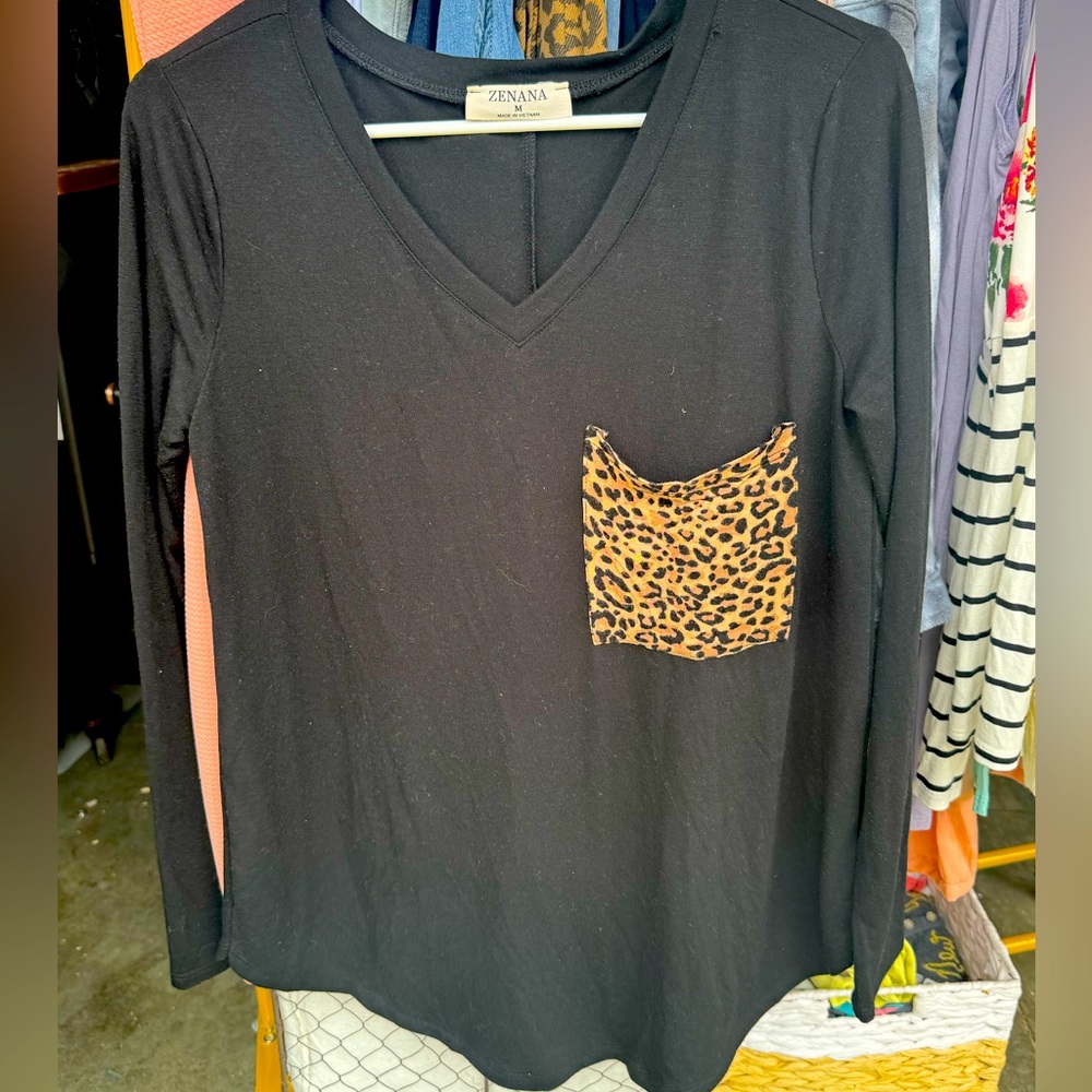 Cheetah pocket top